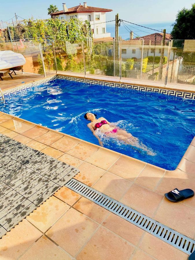 Luxury Villa Investingspain With Sea Views, Pool And Jacuzzi Lloret de Mar Luaran gambar